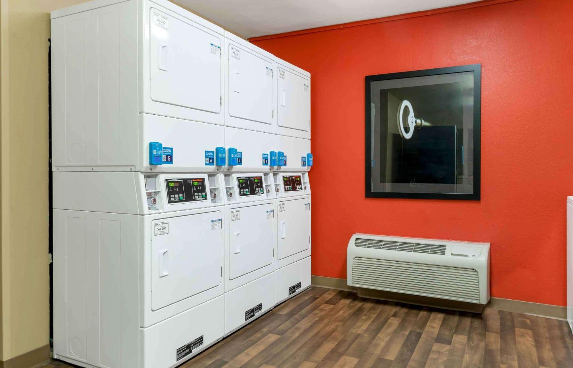 Extended Stay America Suites - Detroit - Canton Exteriör bild