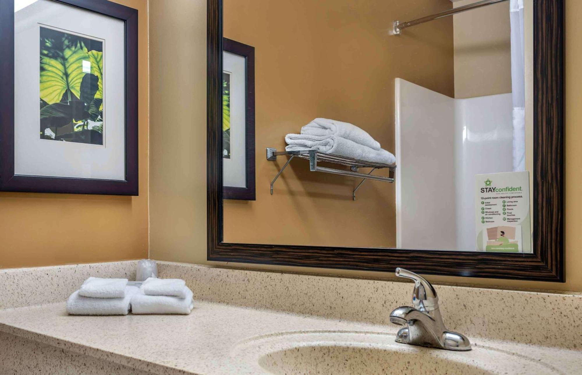 Extended Stay America Suites - Detroit - Canton Exteriör bild