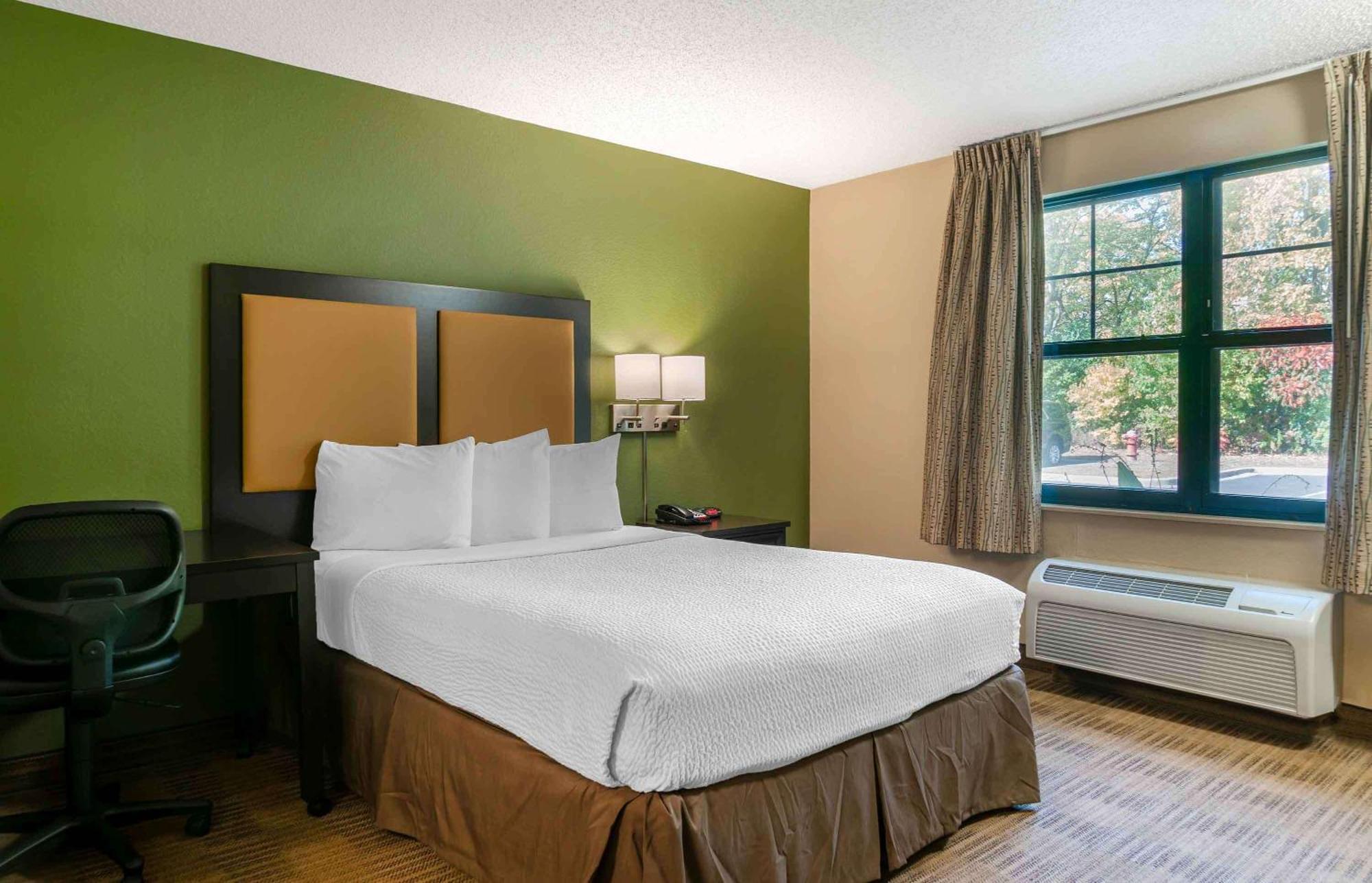 Extended Stay America Suites - Detroit - Canton Exteriör bild