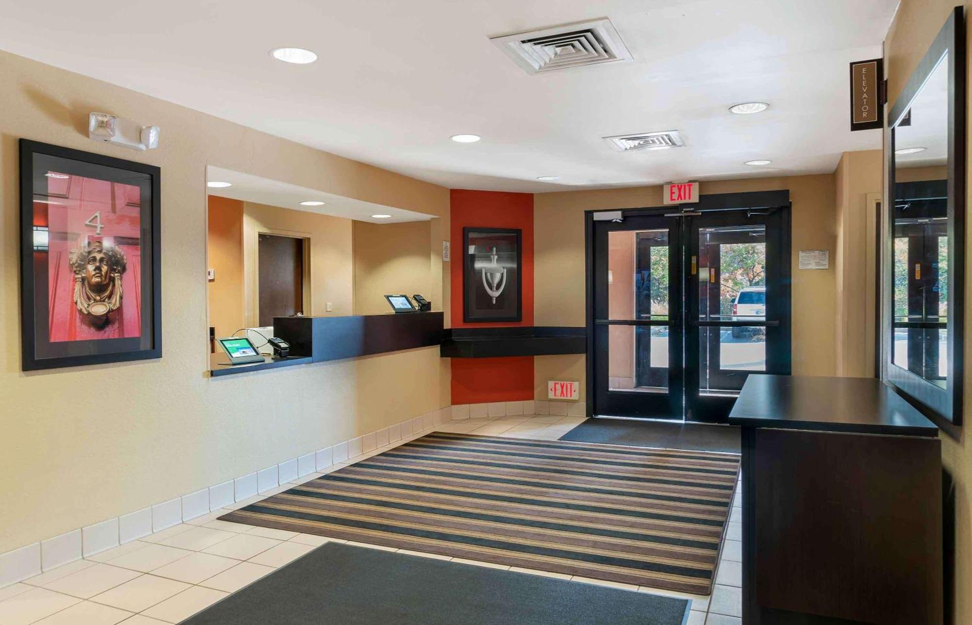 Extended Stay America Suites - Detroit - Canton Exteriör bild
