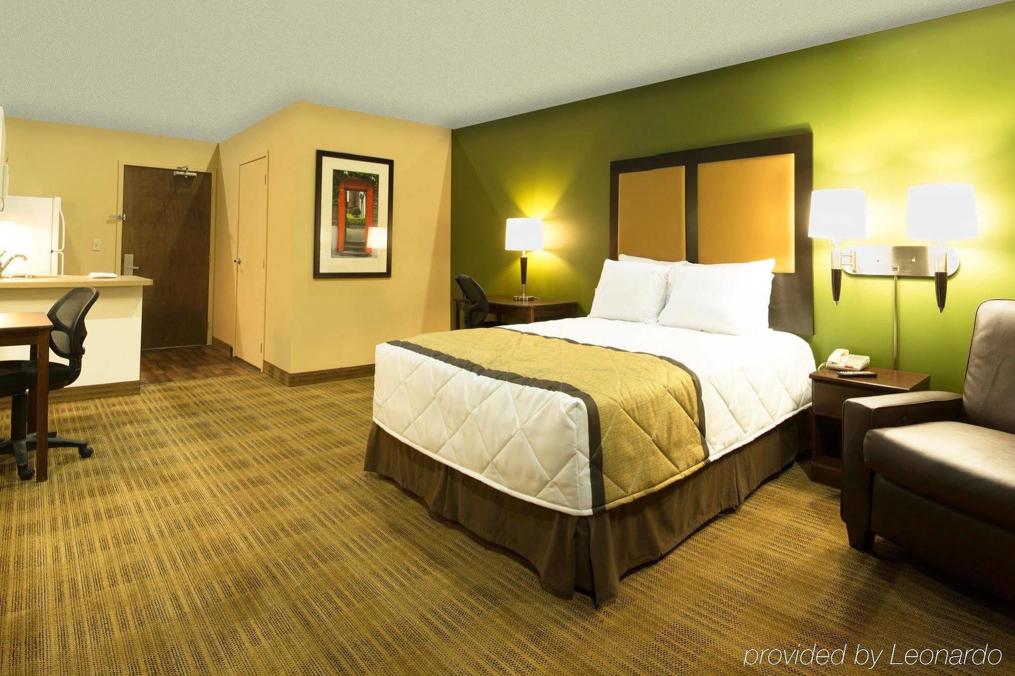 Extended Stay America Suites - Detroit - Canton Exteriör bild