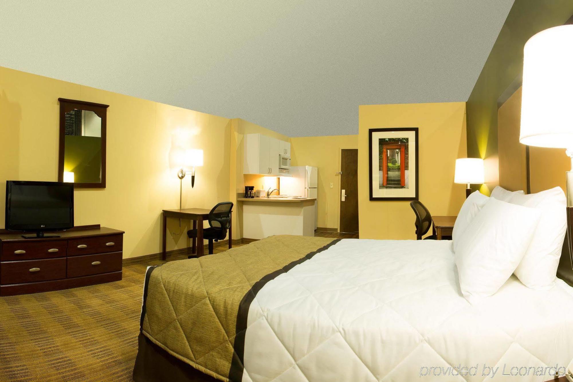 Extended Stay America Suites - Detroit - Canton Exteriör bild